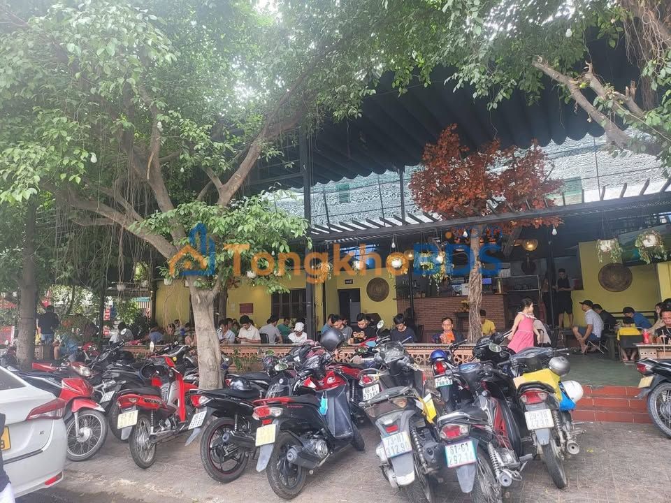 Sang Gấp Quán Cafe Ngã Tư Việt Sing, Bình Dương - Lượng Khách Ổn Định