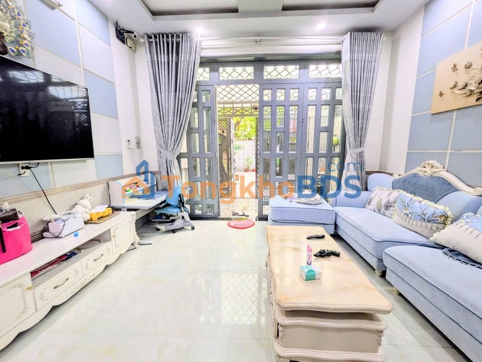 Nhà Phố Gò Vấp 63m² - 4 Tầng, View Sông Vàm Thuật, 11.3 Tỷ