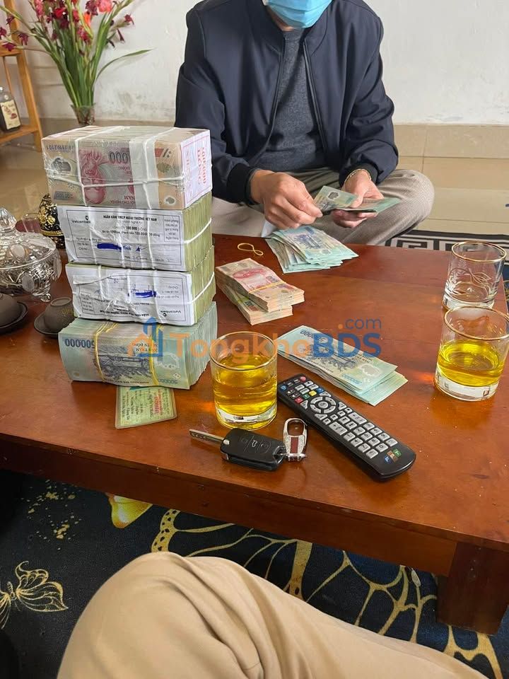 Kho Xưởng 2750m² Mặt Tiền Dĩ An - Sẵn Sàng Sản Xuất, Giá 7x Tỷ