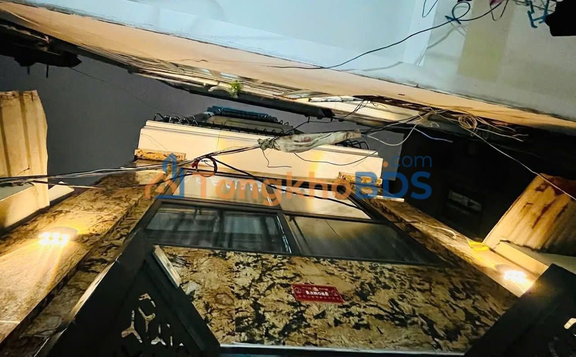 Nhà 30m² 6 Tầng, Trường Chinh, Đống Đa - Dòng Tiền 25tr/th