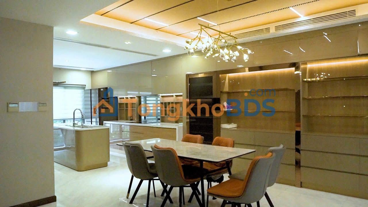 Nhà nguyên căn Phú Mỹ Hưng 111m² 85 triệu - Full nội thất