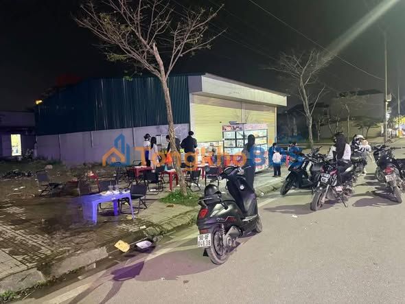 Bán Đất Trục Chính Chợ Hòa Mạc, Hà Nam - 80m², Sổ Hồng, Kinh Doanh Tốt