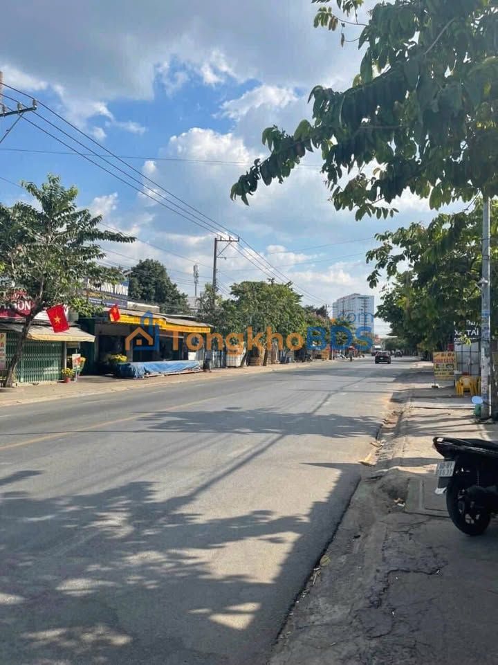 Bán Gấp Đất Vàng Mặt Tiền DT 743 Dĩ An 1300m², Kinh Doanh Đa Ngành