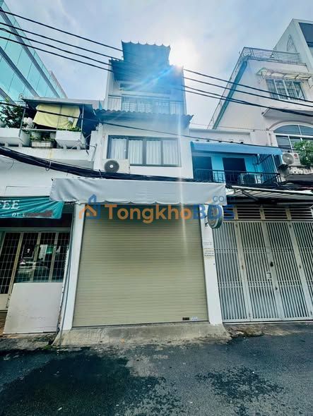 Nhà Mặt Tiền Nguyễn Đình Chính, PN - 32m² - 4 Tầng - 8.5 Tỷ