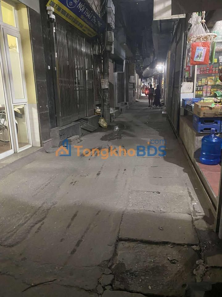 Nhà 30m² Triều Khúc - 3PN Đủ Công Năng, Sổ Đỏ Vuông Vắn, Giá 7 Tỷ