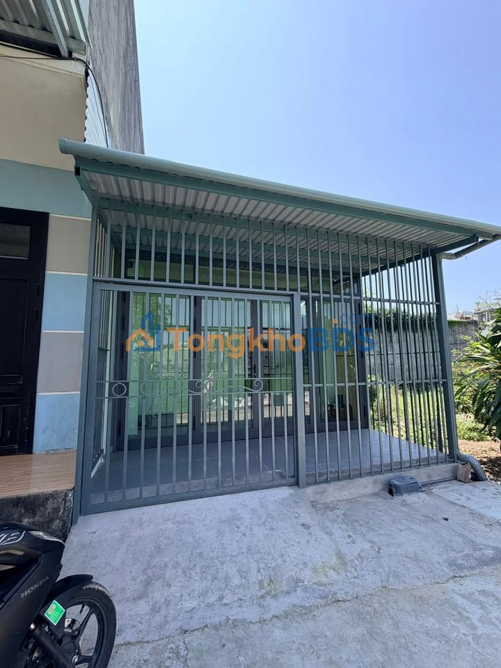 Nhà Phố Trần Hưng Đạo Đà Nẵng 67.5m² - Giá 1.8 Tỷ, Sổ Hồng Riêng