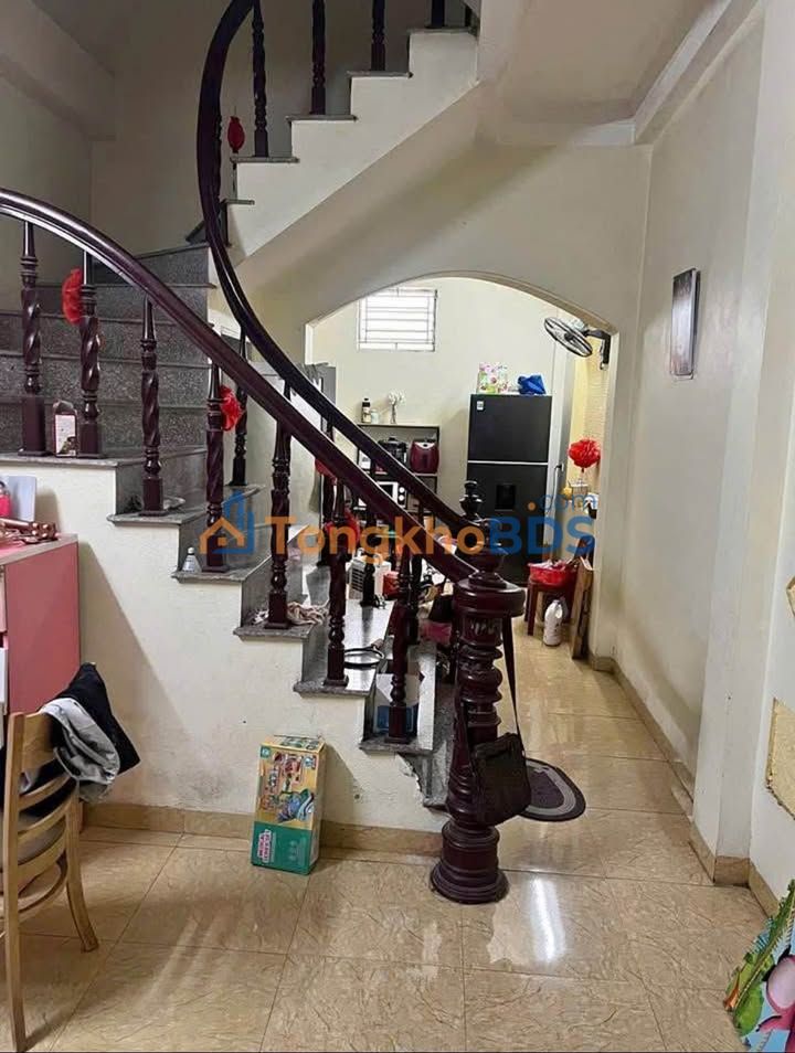 Bán nhà 35m² Lê Hồng Phong, Nam Định - 2 mặt ngõ, gần hồ