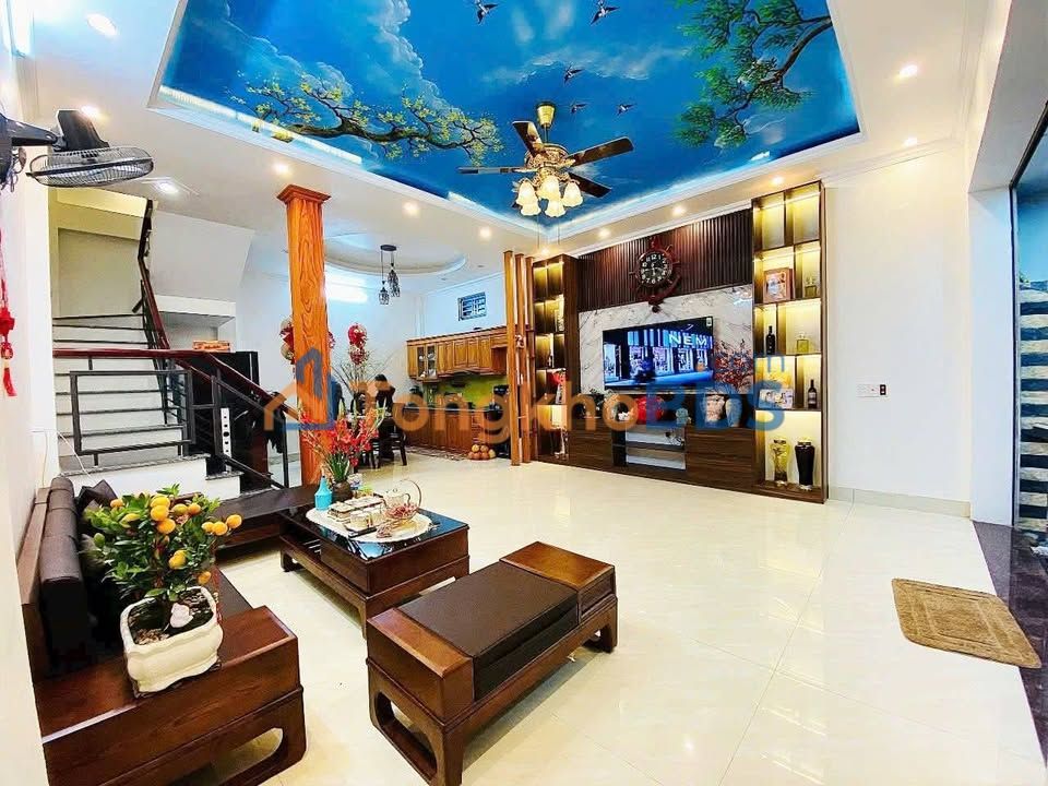 Nhà 3 Tầng Đẹp 68m² Trung Tâm Trần Đăng Ninh, Nam Định - Ô Tô Đỗ Cửa