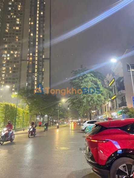 Nhà Phố Lê Đức Thọ 35m² 6 Tầng - Ô Tô Đỗ Cửa - Gần Hồ & Đại Học