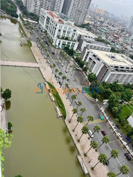 Bán Căn Hộ Royal City 90m² 3PN Sổ Hồng - Nội Thất Sang Trọng