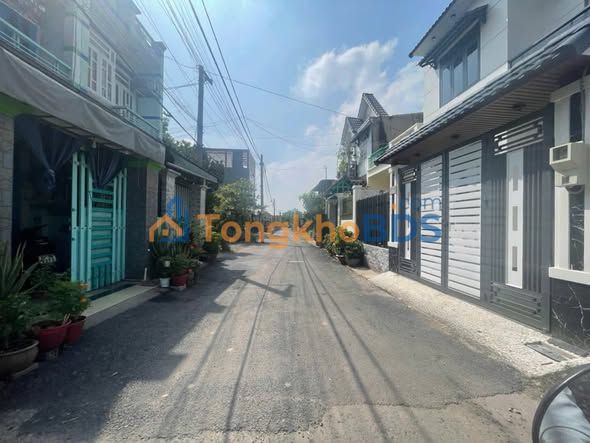 Đất Vàng Hóc Môn 371m² - Sẵn Sàng Xây Biệt Thự Hoặc Kho Xưởng