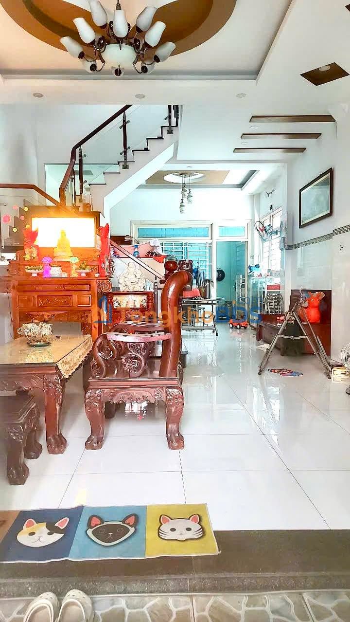 Nhà 9 Tỷ Đường Số 8 Bình Hưng Hoà B, 70m², 4PN, Ô Tô Tới Nhà