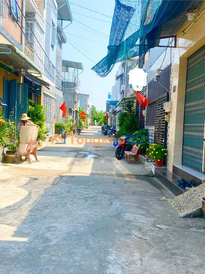 Nhà Cấp 4 KDC Đất Mới, Thủ Đức - 50.6m² Giá 2.6 Tỷ, Hướng Tây Bắc