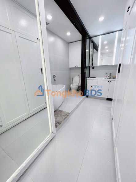 Apartment Royal City Thanh Xuan 102m² view dep full noi that