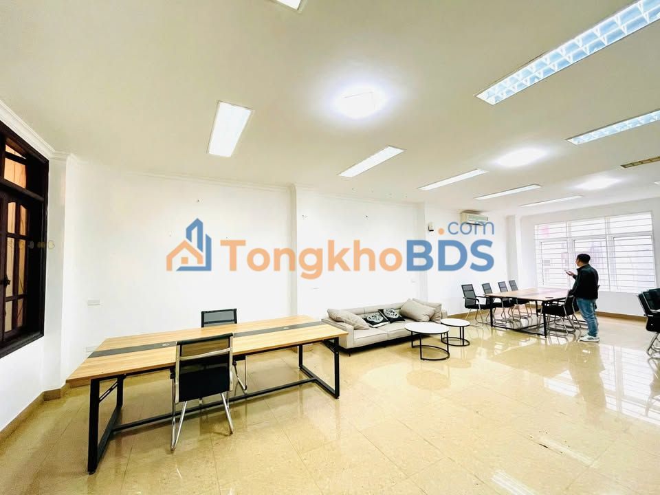 Văn phòng Nguyễn Thị Định 80m² giá 14 triệu/tháng - Ô tô vào tận nhà
