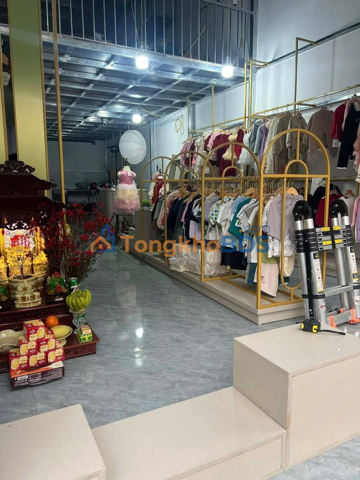 Cho thuê nhà liền kề 50m² Mipec Kiến Hưng, ô tô tránh, KD đỉnh