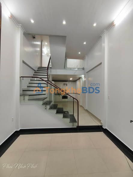 Nhà riêng Lương Khánh Thiện 40m² 3.68 tỷ - Sẵn sàng ở ngay