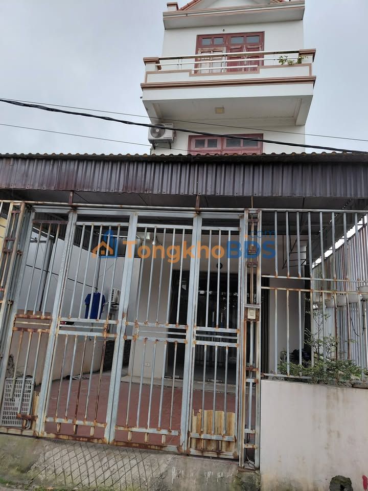 Bán nhà Hạ Long 199.6m² - Sổ đỏ chính chủ, sẵn sàng ở ngay