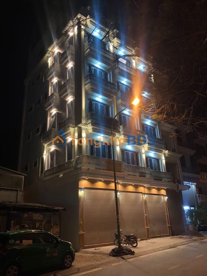 Nhà Mặt Phố Tân Mai 7 Tầng Thang Máy, Kinh Doanh Đắc Địa, 56m², Hơn 20 Tỷ