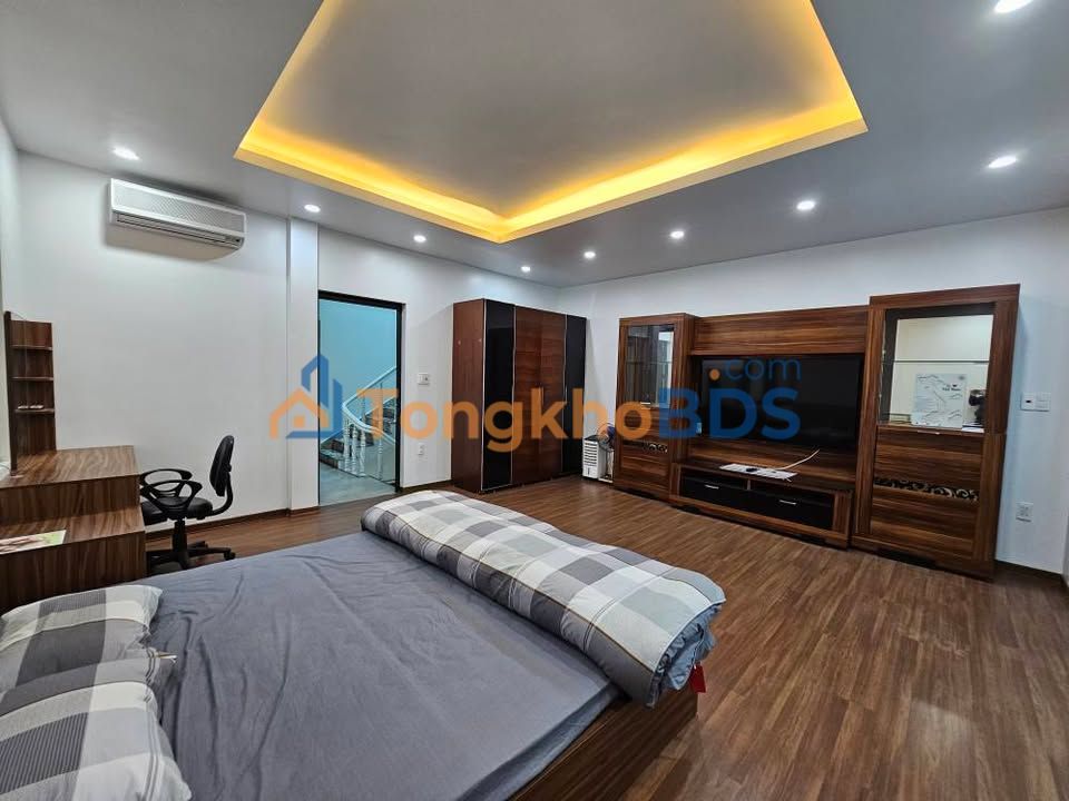 Nhà Mặt Tiền Hàng Kênh, Lê Chân, Hải Phòng - 52m² Kinh Doanh Đỉnh Cao