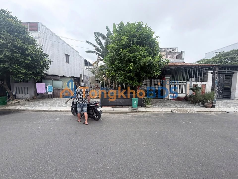 Đất Nền Hòa Liên Đà Nẵng 120m² Hướng Đông - Giá 2.x Tỷ