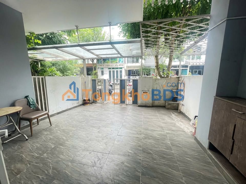 Nhà Phố 75m² Mega Village Khang Điền - 3PN, Gara Ô Tô - 8.9 Tỷ