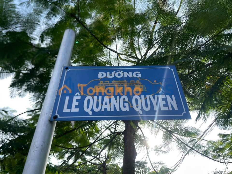 Nhà Mặt Tiền Lê Quang Quyền, Huế 116m² Giá 2.9 Tỷ - Lối Vào Xe Hơi Thoải Mái