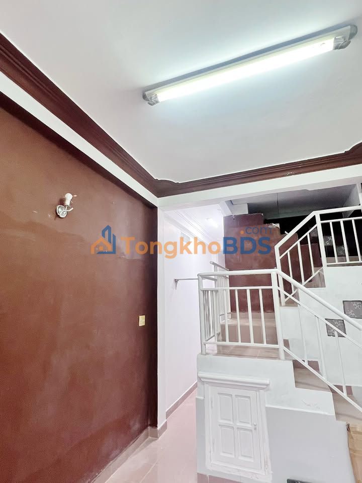 Nhà 3PN Hoàng Văn Thụ, Đà Lạt - Giá 4 Triệu/Tháng, Sẵn Sàng Dọn Vào!