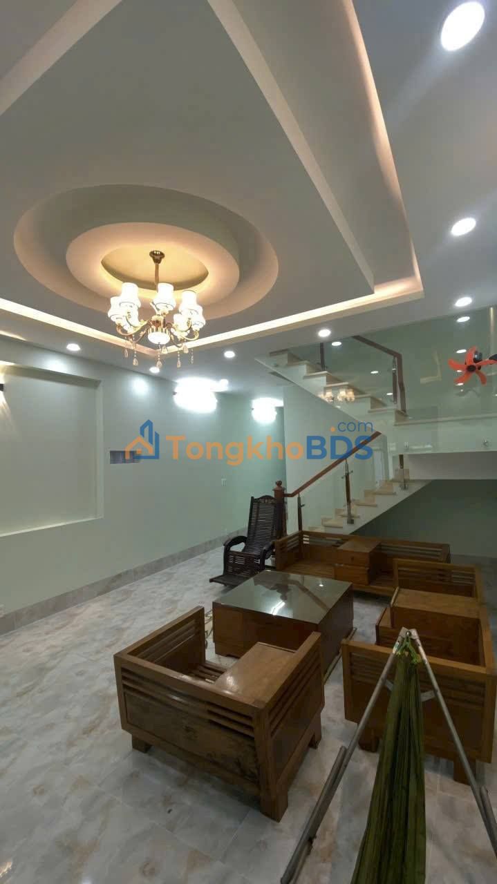 Nhà Nguyên Căn 130m² Lái Thiêu - Kinh Doanh/Ở Gia Đình - Giá 10 Triệu/Tháng