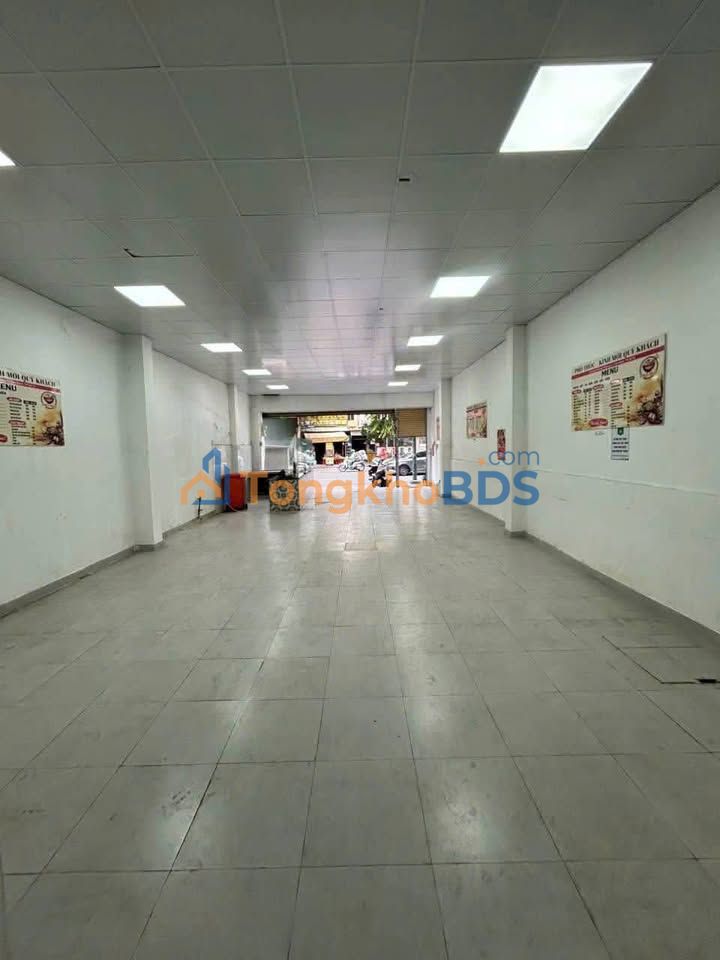 Cho thuê mặt bằng kinh doanh đường Bạch Đằng, Tân Bình - 130m² giá 32 triệu