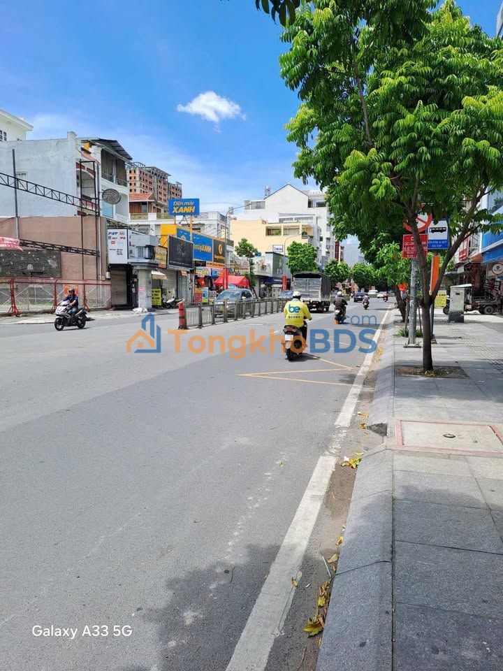 Cho thuê nhà 2PN mới 100% hẻm xe tải Lũy Bán Bích, Tân Phú - 6 Triệu/tháng