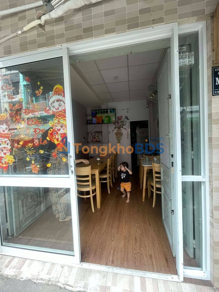 Nhà Nguyên Căn 2 Tầng Mặt Tiền Nguyễn Công Trứ, Quận 1 - Giá Tốt, Sẵn Sàng Kinh Doanh