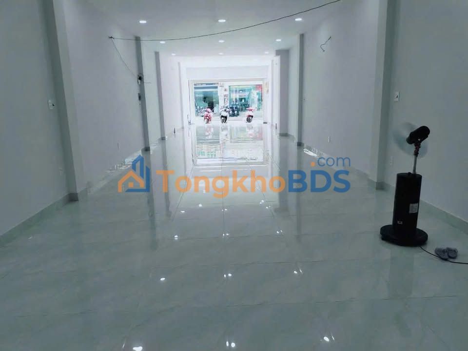 Cho thuê mặt bằng kinh doanh đường Hoàng Diệu 2, Thủ Đức - 90m²