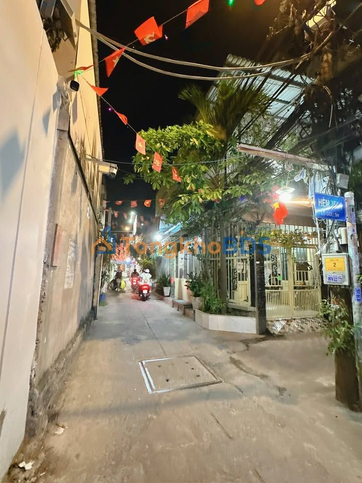 Căn hộ 40m² Full Nội Thất Hẻm 350 Huỳnh Tấn Phát, Q4 - Giá 4.9 Triệu/Tháng