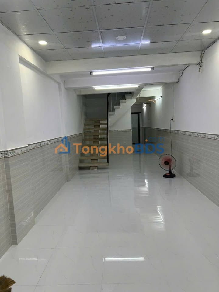 Mặt Tiền Chung Cư Xóm Cải Q8 - 46m² - 15 Triệu - Kinh Doanh Tự Do