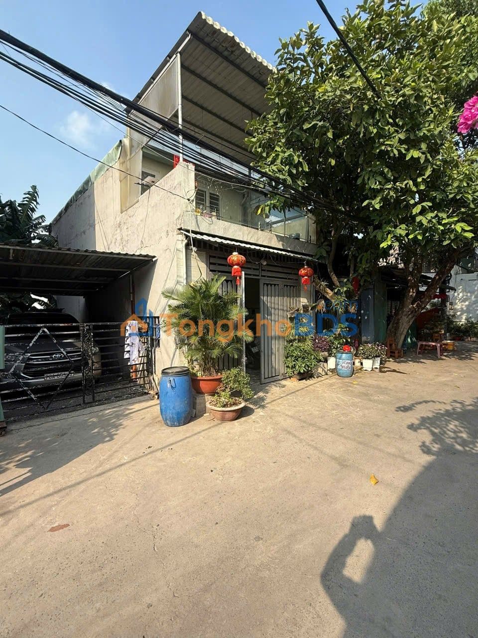 Nhà 72m² Bùi Văn Ngữ, Q12 - Ô tô đỗ cửa, Sổ hồng riêng