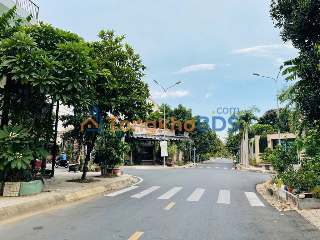 Nhà riêng An Phú Thủ Đức 240m² 30 tỷ - Chính chủ bán