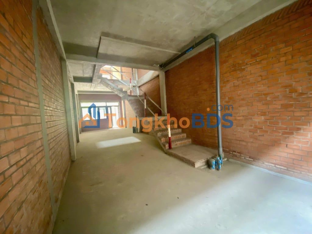 Nhà phố Thống Nhất Dĩ An 66m² giá 7,5 tỷ - Sẵn sàng ở ngay