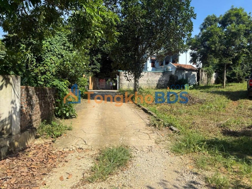 Nhà riêng Ba Vì 1780m² giá 7.75 tỷ - Chính chủ bán