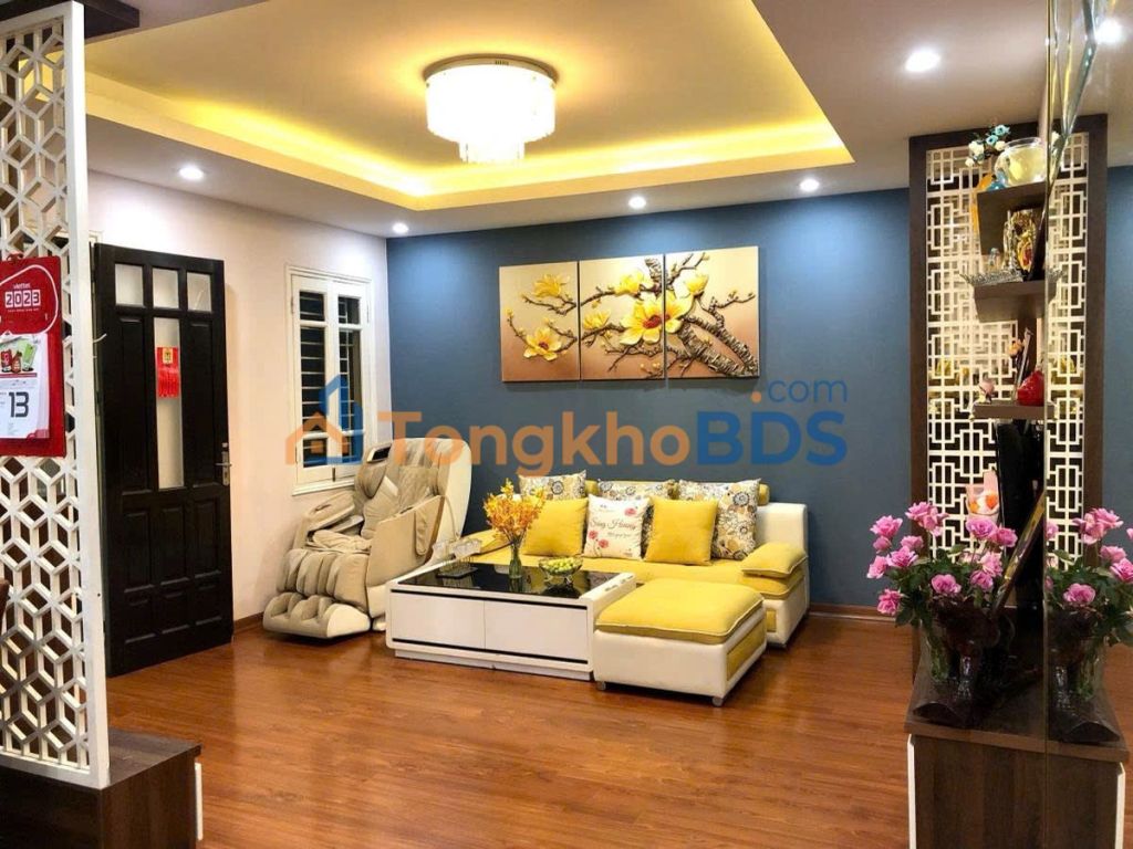 Nhà mặt hồ Văn Chương Đống Đa 52m² 27 tỷ - Sẵn sàng ở ngay