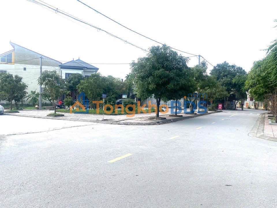 Đất nền Lê Văn Huân Vinh 212m² - Đường ô tô rộng