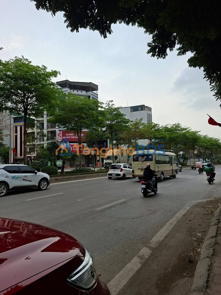 Nhà phố Lê Trọng Tấn Hà Đông 50m² 16 tỷ - Mặt tiền kinh doanh