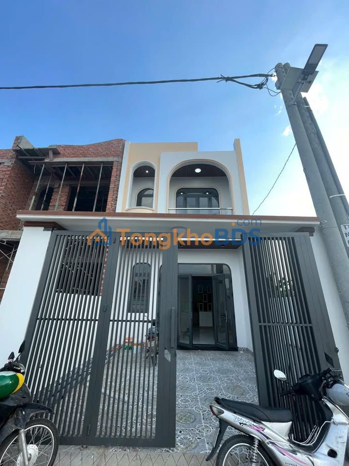 Nhà Huỳnh Văn Nghệ 100m² giá 1.99 tỷ - Chính chủ bán