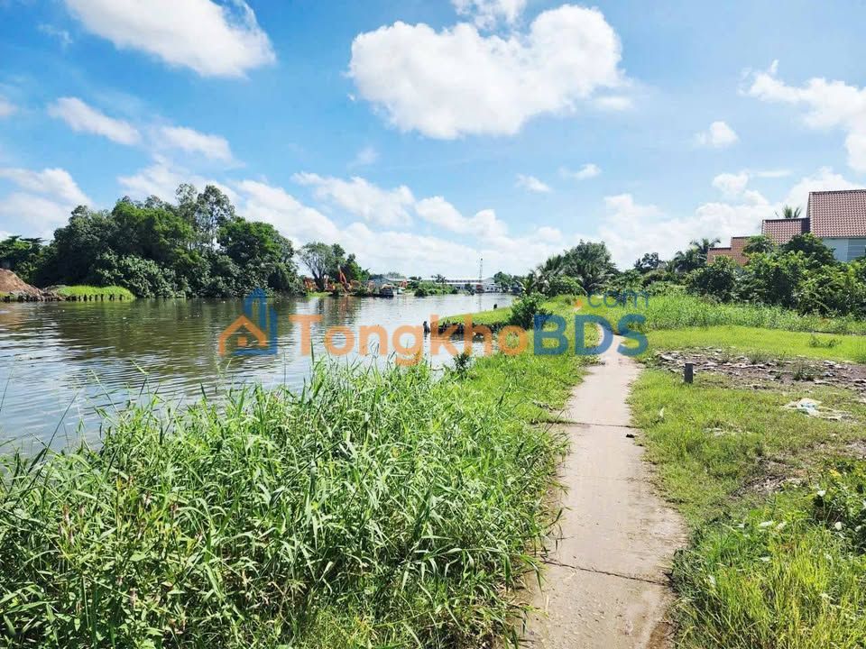 Đất nền Lý Văn Lâm 425m2 400 triệu - Sổ đỏ chính chủ