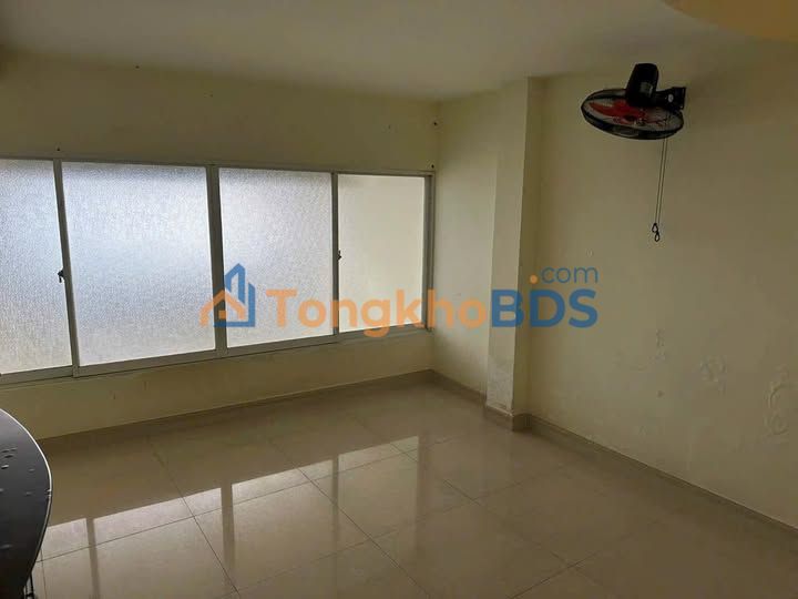 Nhà Tân Phú 40m² 4.4 tỷ - Sẵn sàng ở ngay