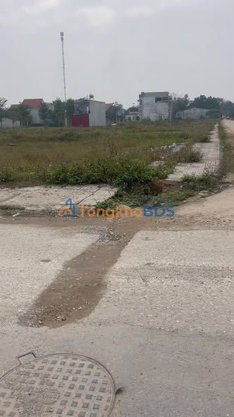 Đất nền Hùng Vương Phú Thọ 125m² 2 tỷ - Đường to ô tô