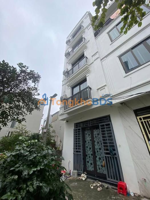 Nhà Phúc Lợi Long Biên 35m² 6 tỷ - Full nội thất, oto