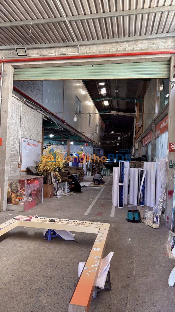 Warehouse Tân Hiệp 4 Hóc Môn 852m² 30 tỷ - Gần KCN, container
