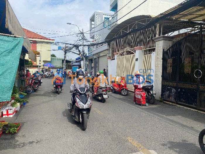 Nhà Mặt Tiền Kinh Doanh Chợ Hiệp Phú 79m² - Giá 6.3 Tỷ TL