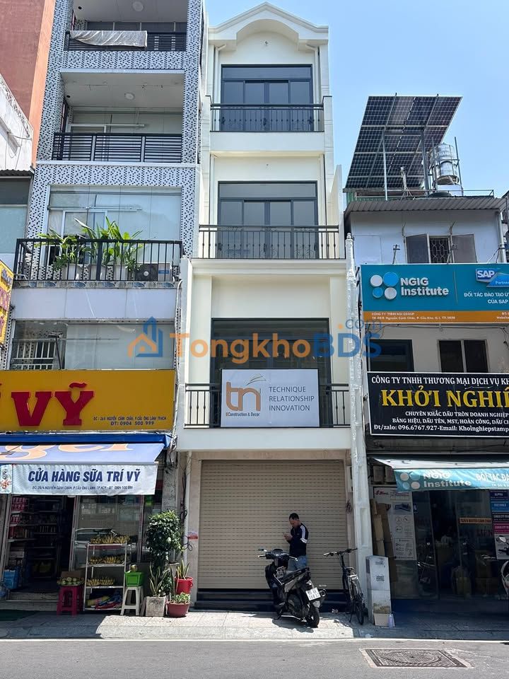 Nhà riêng Nguyễn Cảnh Chân 48m² 17.5 tỷ - Bán gấp